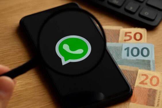 Especialista alerta para golpe que começa por chamada no WhatsApp