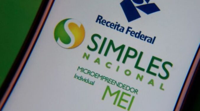 Auditor fiscal da Receita Federal explica mudança novos prazos de opção do Simples Nacional
