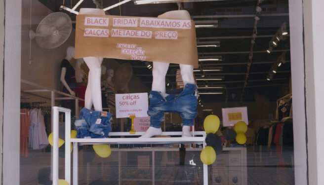 Documentário inédito na TV Brasil explora desafios da educação financeira no país