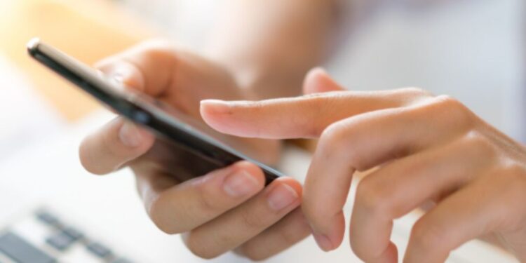 Anatel reforça plataforma Não Me Perturbe para barrar ligações de telemarketing indesejadas Nova medida promete livrar brasileiros de ligações de empresas e chamadas inconvenientes