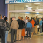 Alerta para beneficiários: cadÚnico desatualizado pode cortar tarifa social e BPC