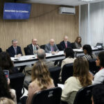 Brasil reage a tarifas dos EUA e retoma plano de apoio a setores econômicos