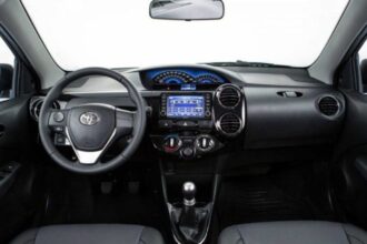 Toyota Etios 1.5 automático 2018: economia e robustez fazem do hatch aposta no usado